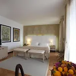 Baia Taormina & 4*