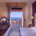 Baia Taormina & فندق