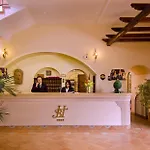 Baia Taormina & فندق