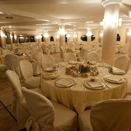 Baia Taormina & Forza dʼAgro