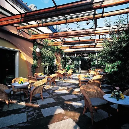 Baia Taormina & Hotel Forza dʼAgro