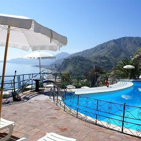 Hotel Baia Taormina &