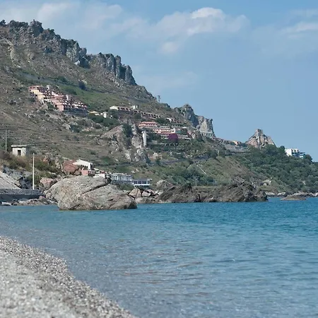 Baia Taormina & 4* Forza dʼAgro